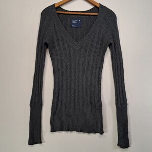 American Eagle Outfitters Sweater Womens S Cable Knit V Neck Vintage Gray Fitted